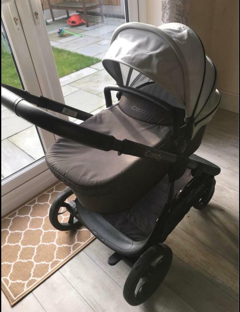 gumtree double pram